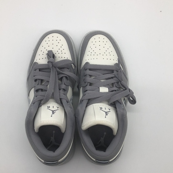 Air Jordan Wmns 1 Low SE Sneaker in Light Steel Grey DV0426 012 - Picture 5 of 5